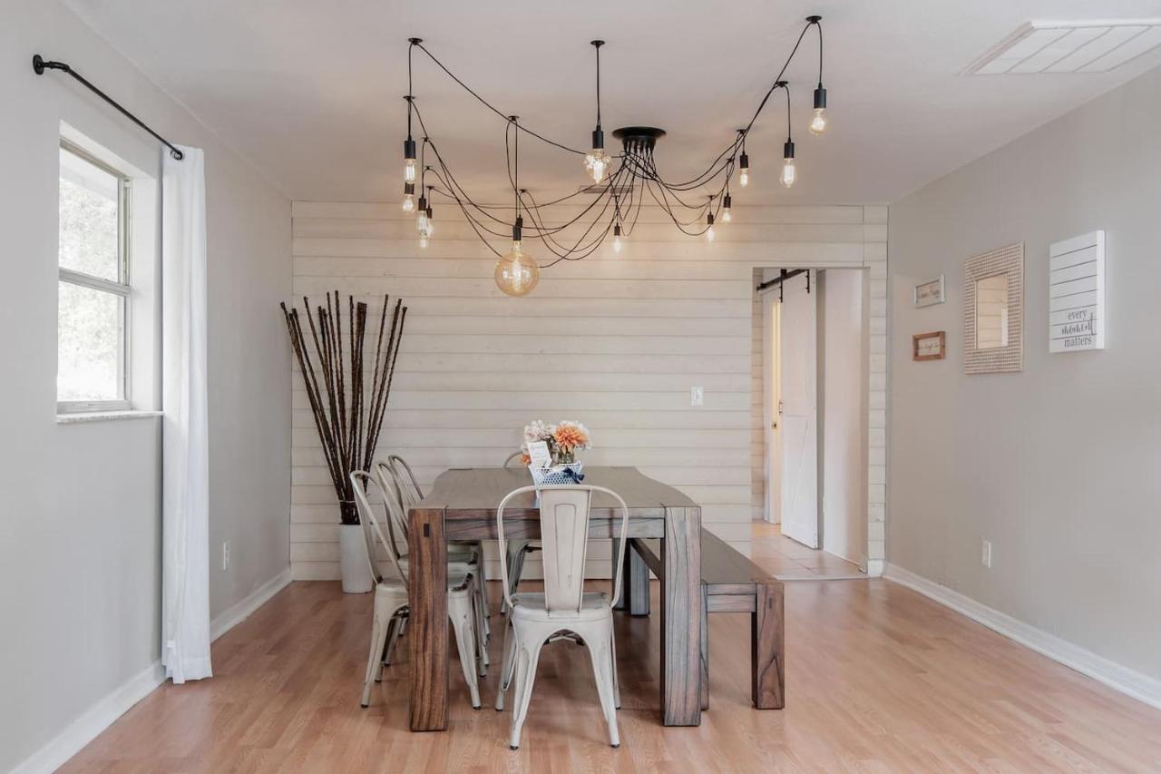 **tampa Urban Convenience ** Holiday home *